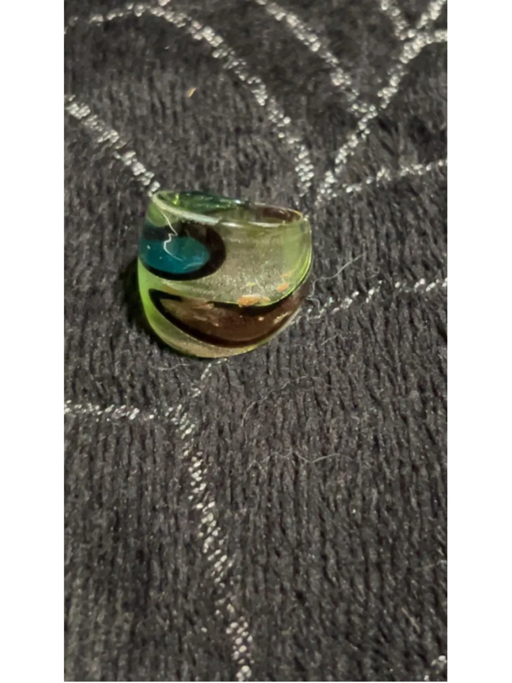 Women's Unbranded Green and Brown Glass Ring, One Size